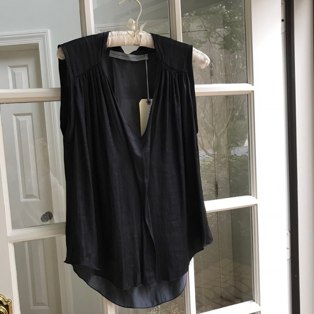 Raquel Allegra Sleeveless Blouse